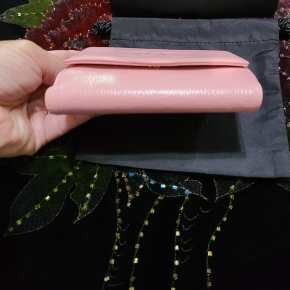 Chanel Wallet - Picture 2 of 16
